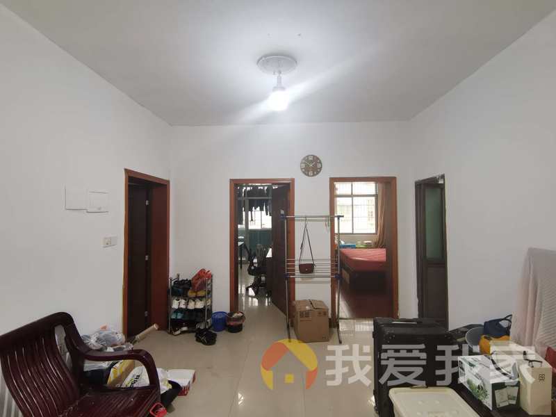 南昌我爱我家上海路639号橡胶厂宿舍 南北通透，采光好 近地铁 中间楼层