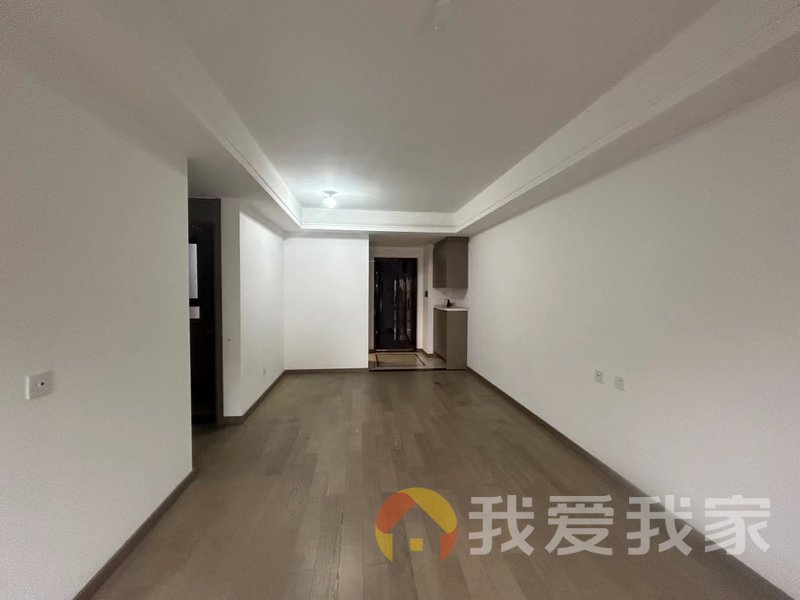万科天空之城北区（二期） 南北通透，采光好 装修好，环镜优美 视野好，诚心出售