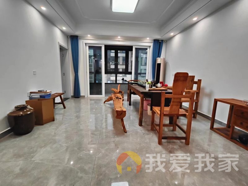 南昌我爱我家中兴和园四期 南北通透，采光好 装修好，环镜优美 视野好，诚心出售