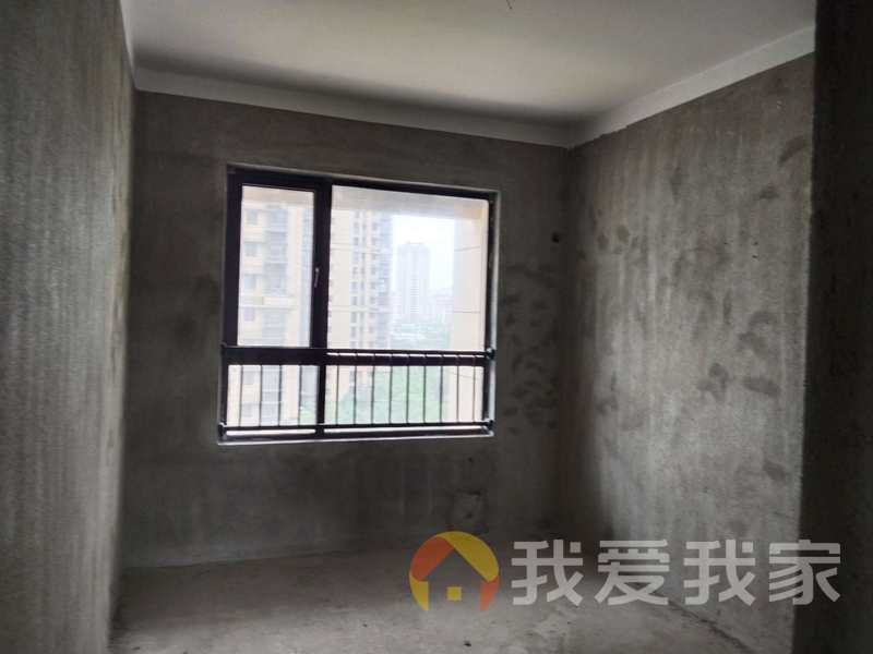 悦珑府 南北通透，采光好 周边匹套完善，，出行方便