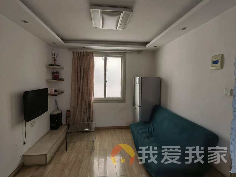 绳金塔小区(锦峰酒店旁) 南北通透，采光好 装修好，环镜优美 视野好，诚心出售