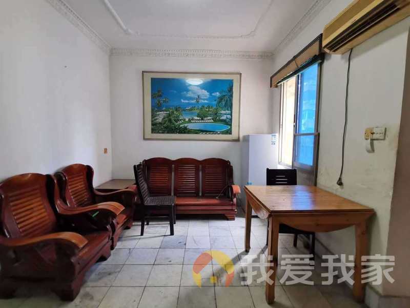 建设西路红苗小区 南北通透，采光好 视野好，诚心出售
