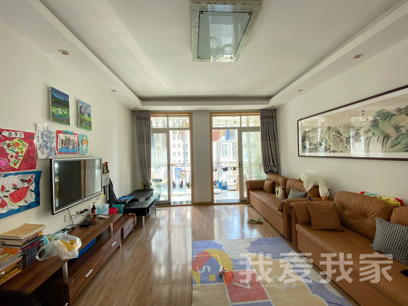 汇龙铭都 南北通透，采光好 装修好，环镜优美 近地铁 视野好，诚心出售