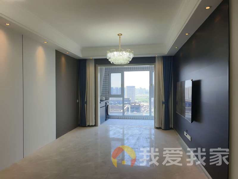 中骏尚城（蓝湾尚城） 南北通透，采光好 装修好，环镜优美 视野好，诚心出售