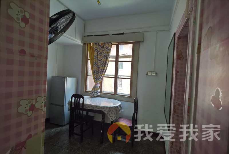洪都大院九区 南北通透，采光好 近地铁 视野好，诚心出售