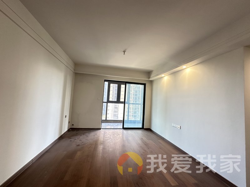 南昌我爱我家保利洪都里（洪源泰府） 南北通透，采光好 装修好，环镜优美 周边匹套完善，，出行方便