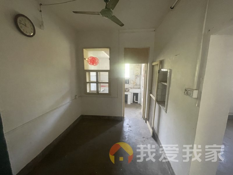 南昌我爱我家江纺住宅二区 南北通透，采光好 装修好，环镜优美 视野好，诚心出售