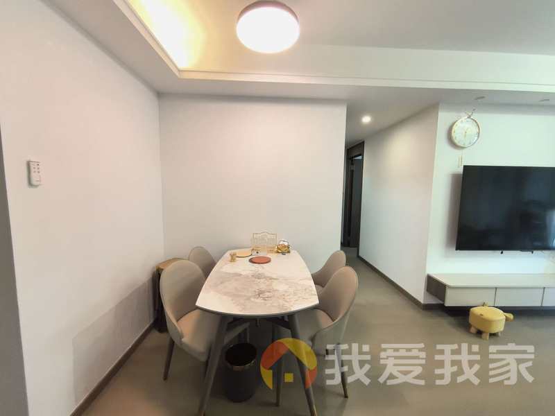 南昌我爱我家万科天空之城北区（二期） 南北通透，采光好 装修好，环镜优美 周边匹套完善，，出行方便