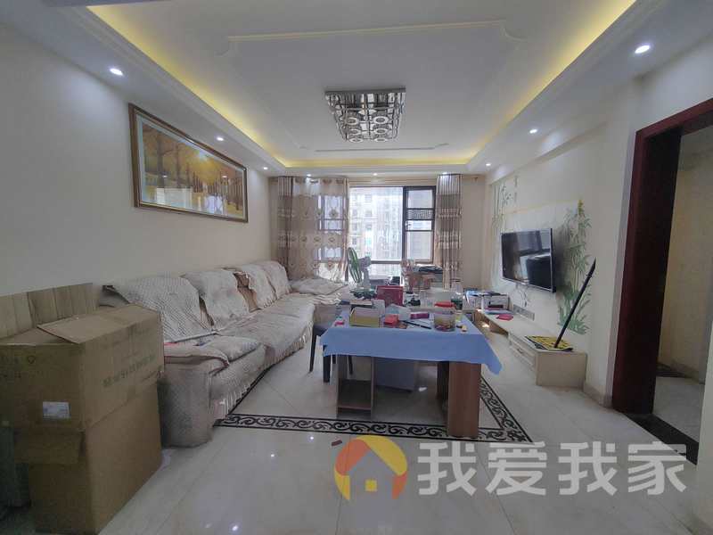 南昌我爱我家城泰凡尔赛宫（君汇半岛） 南北通透，采光好 装修好，环镜优美 近地铁 中间楼层