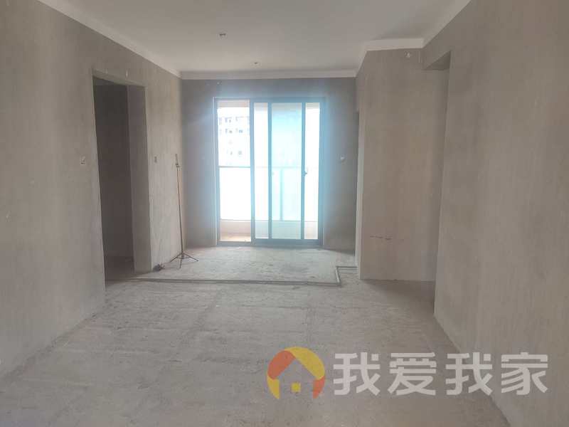 南昌我爱我家青花九龙（九龙商住小区） 南北通透，采光好 中间楼层