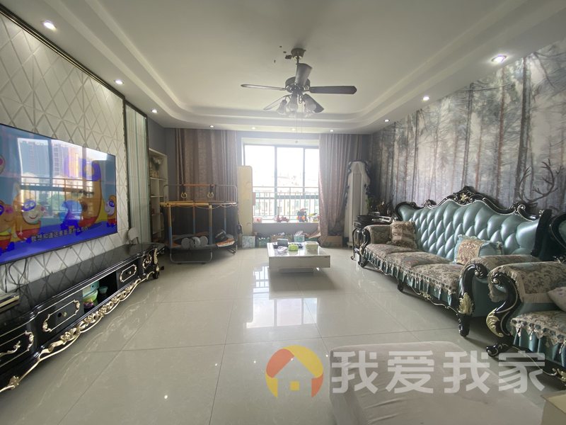 南昌我爱我家伟梦清水湾洗尘香苑 南北通透，采光好 装修好，环镜优美 近地铁 视野好，诚心出售