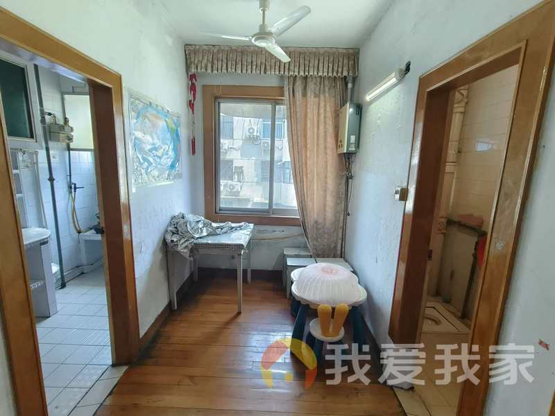 医学院北院 南北通透，采光好 装修好，环镜优美 视野好，诚心出租