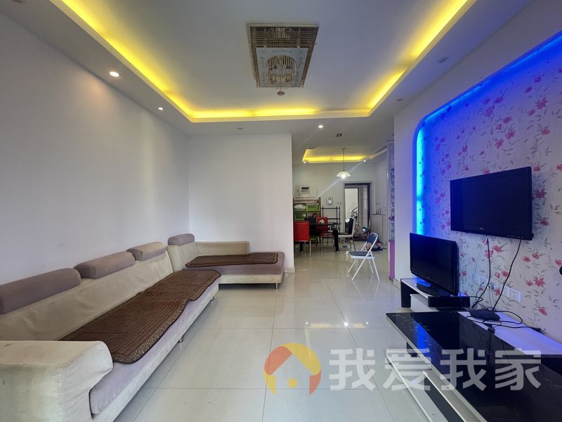 南昌我爱我家联泰香域滨江 南北通透，采光好 装修好，环镜优美 近地铁 周边匹套完善，，出行方便