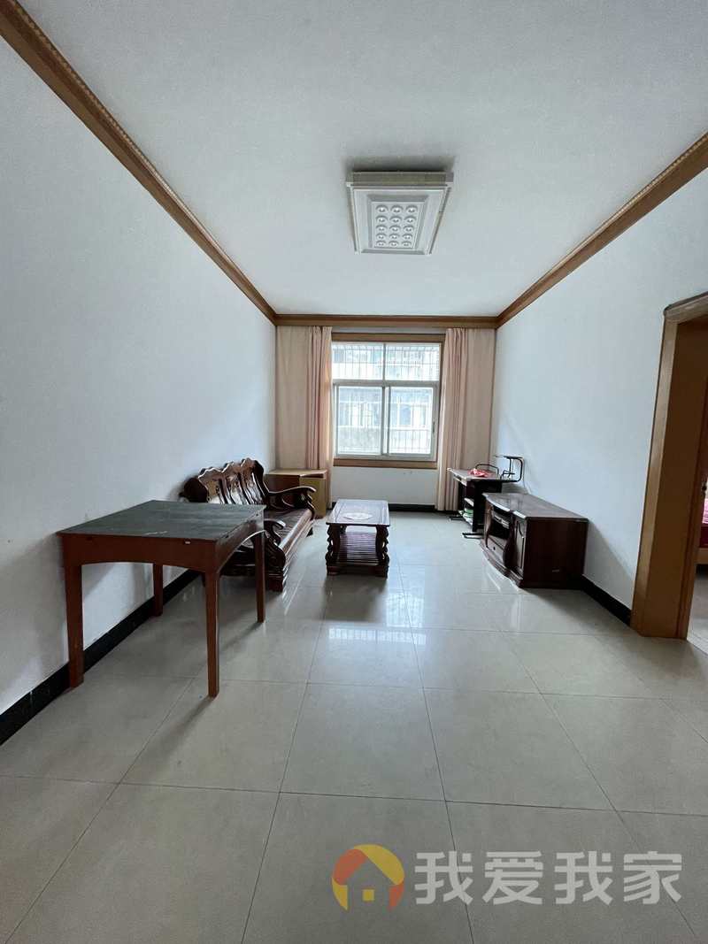 莲水巷住宅区 南北通透，采光好 装修好，环镜优美 近地铁 视野好，诚心出租