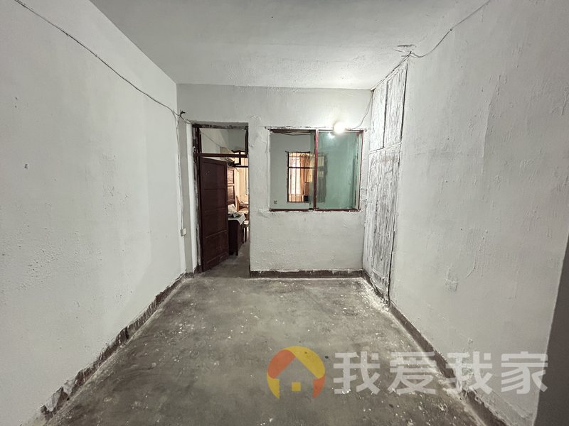 南昌我爱我家金盘路46号食品厂宿舍 南北通透，采光好 周边匹套完善，，出行方便