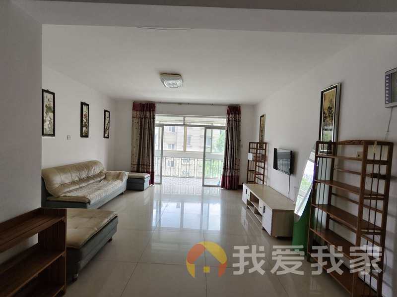 红谷世纪花园B区 南北通透，采光好 装修好，环镜优美 近地铁 视野好，诚心出售