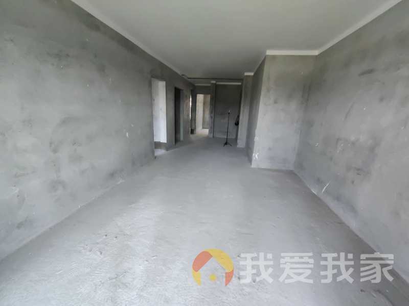 正荣中奥悦玺台 南北通透，采光好 视野好，诚心出售