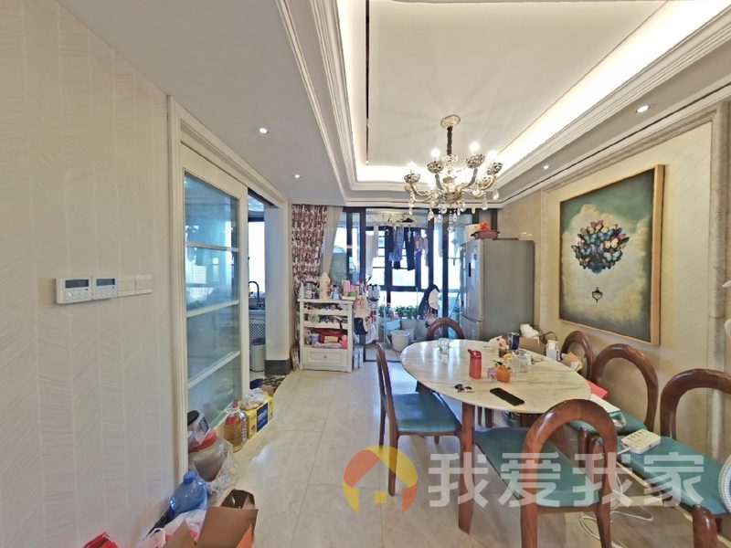 国贸天琴湾东区 南北通透，采光好 装修好，环镜优美 视野好，诚心出售