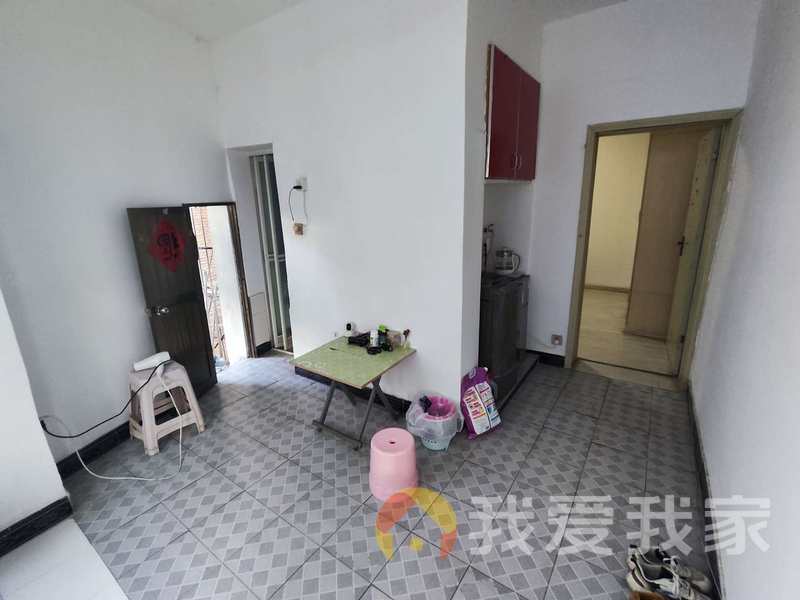 羊子巷 南北通透，采光好 近地铁 视野好，诚心出售