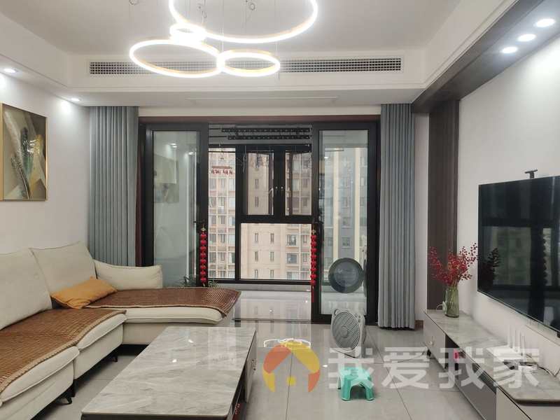 南昌我爱我家国贸天峯（裕府） 南北通透，采光好 装修好，环镜优美 周边匹套完善，，出行方便