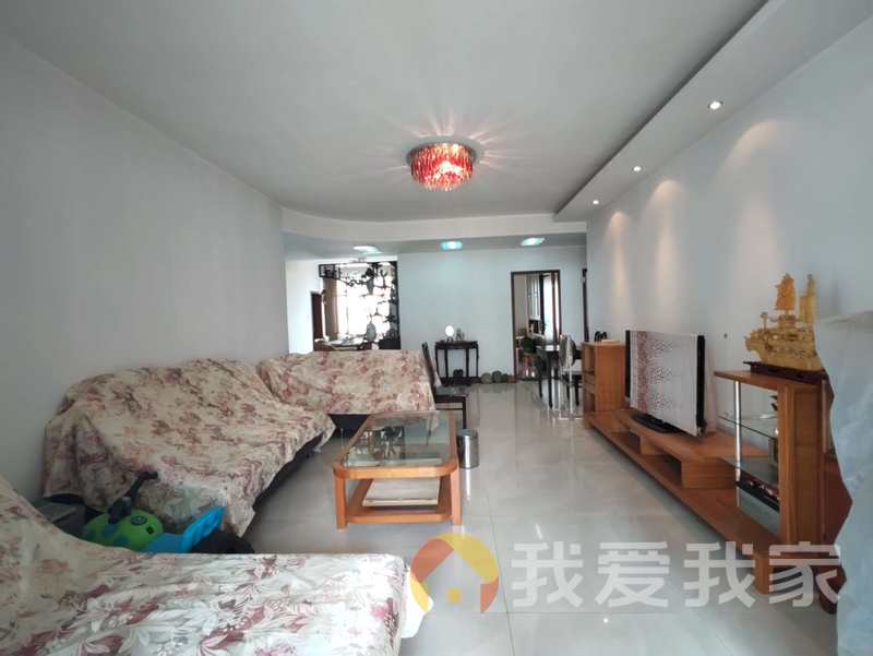 南昌我爱我家江信国际花园 南北通透，采光好 装修好，环镜优美 中间楼层
