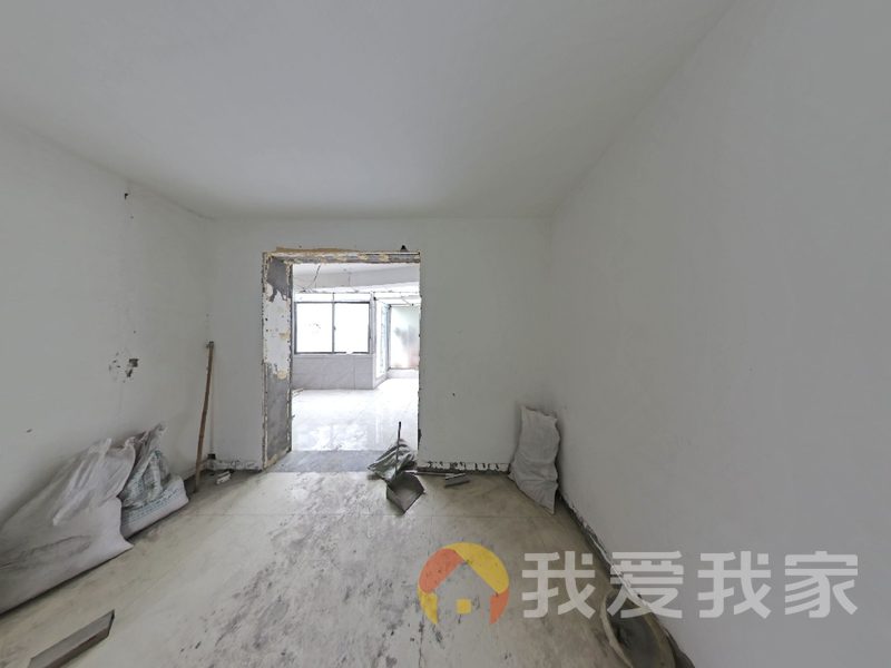 中兴华庭2房出售，交通方便，生活便利