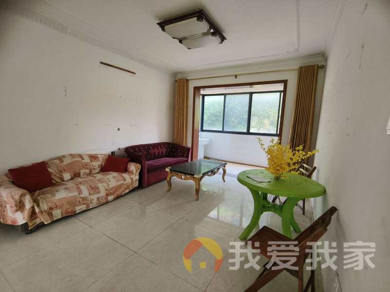香樟苑(化学工业研究所) 南北通透，采光好 装修好，环镜优美 近地铁 周边匹套完善，，出行方便