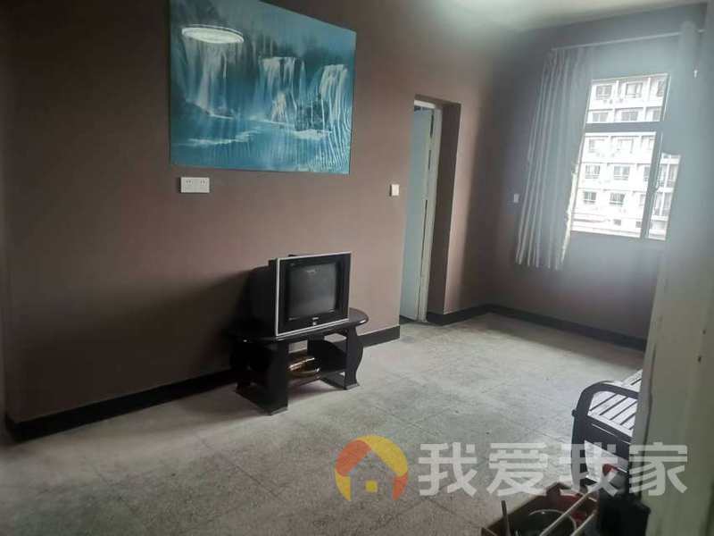 周边配套齐全，生活很方便。