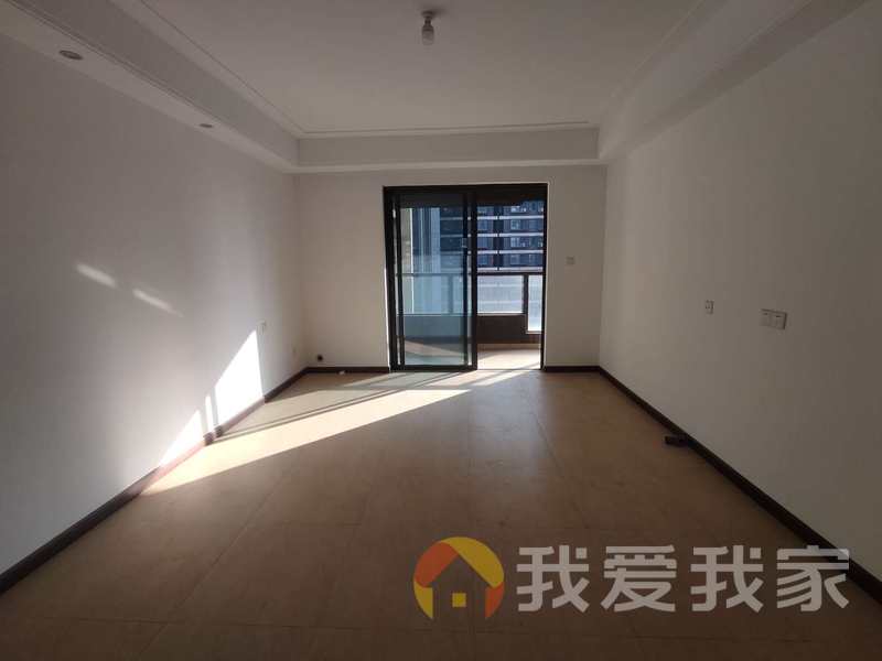 南昌我爱我家融创望江府（万达文化旅游城H区） 南北通透，采光好 装修好，环镜优美 近地铁 视野好，诚心出售