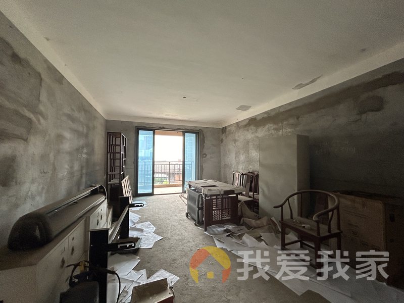 南昌我爱我家中海朝阳郡三期熙岸 南北通透，采光好 中间楼层