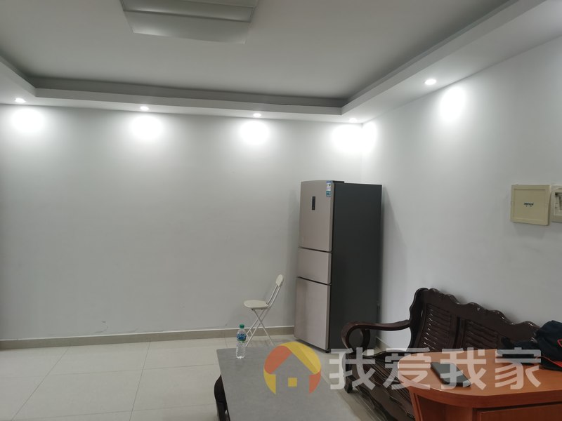 都市晴园 南北通透，采光好 装修好，环镜优美 近地铁 视野好，诚心出租
