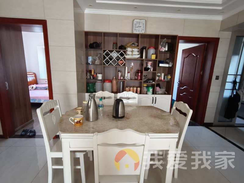 南昌我爱我家星洲国际 南北通透，采光好 装修好，环镜优美 视野好，诚心出售