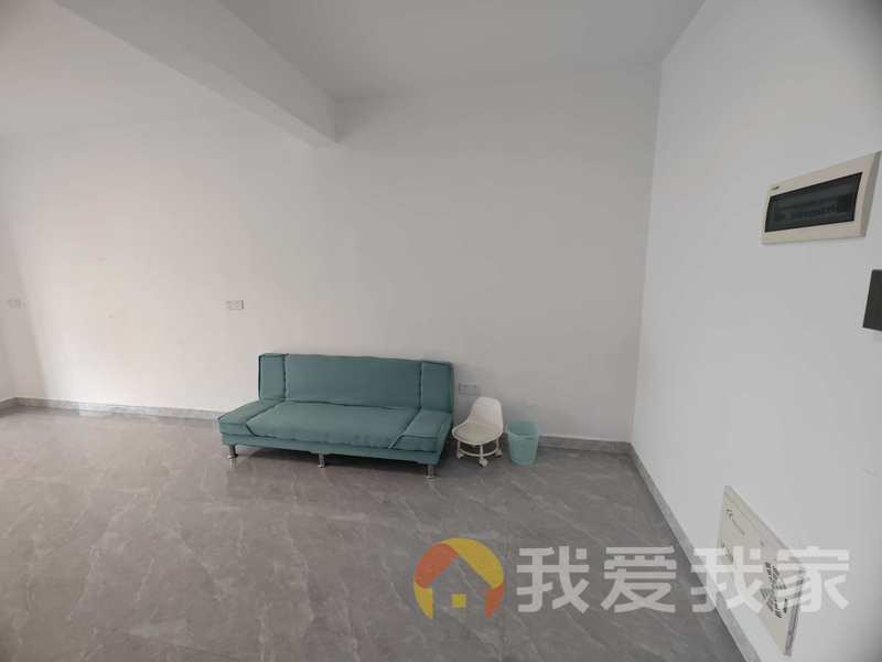 南昌我爱我家世纪朝阳中央城 南北通透，采光好 装修好，环镜优美 视野好，诚心出售