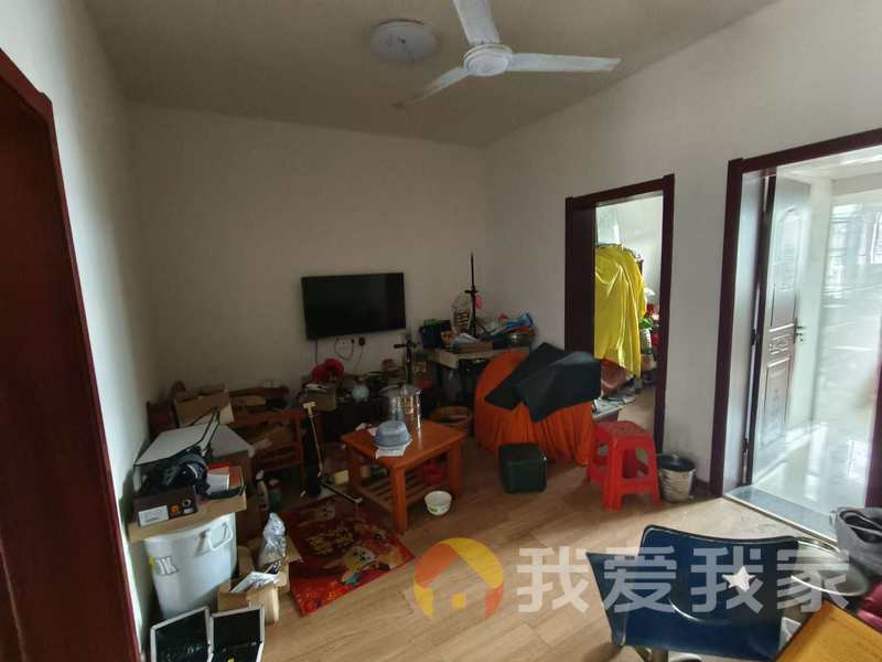 二七北路318号交通局宿舍 南北通透，采光好 视野好，诚心出售