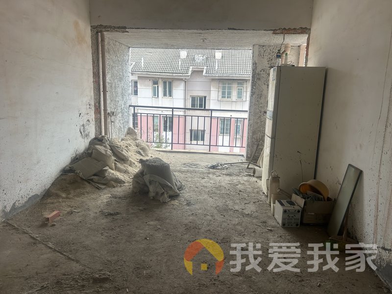 南昌我爱我家凤凰家园 南北通透，采光好 近地铁 视野好，诚心出售