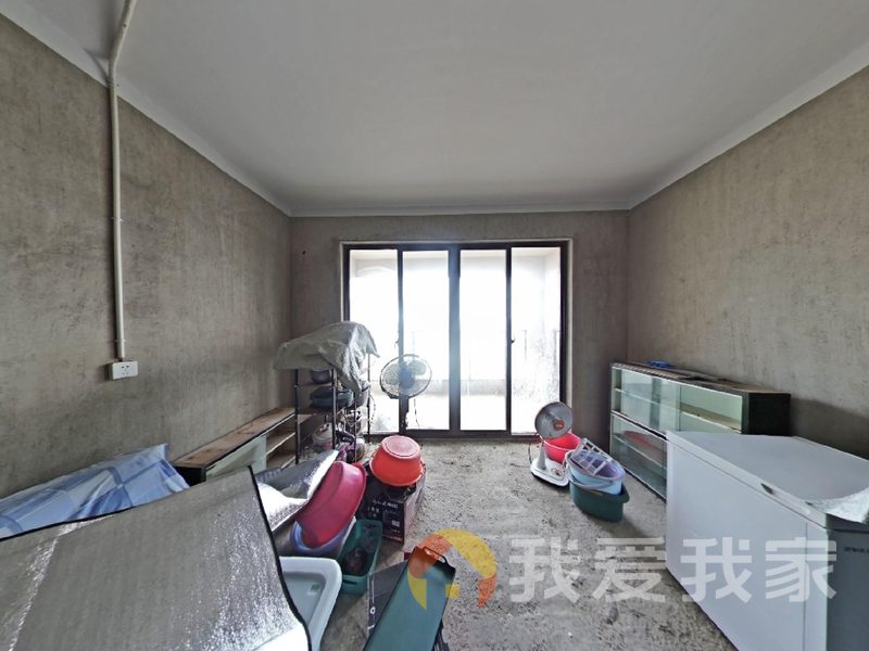 南昌我爱我家青花九龙（九龙商住小区） 南北通透，采光好 中间楼层