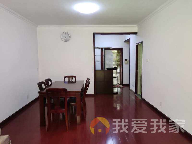 南昌我爱我家九里象湖城水晶岛 南北通透，采光好 装修好，环镜优美 周边匹套完善，，出行方便