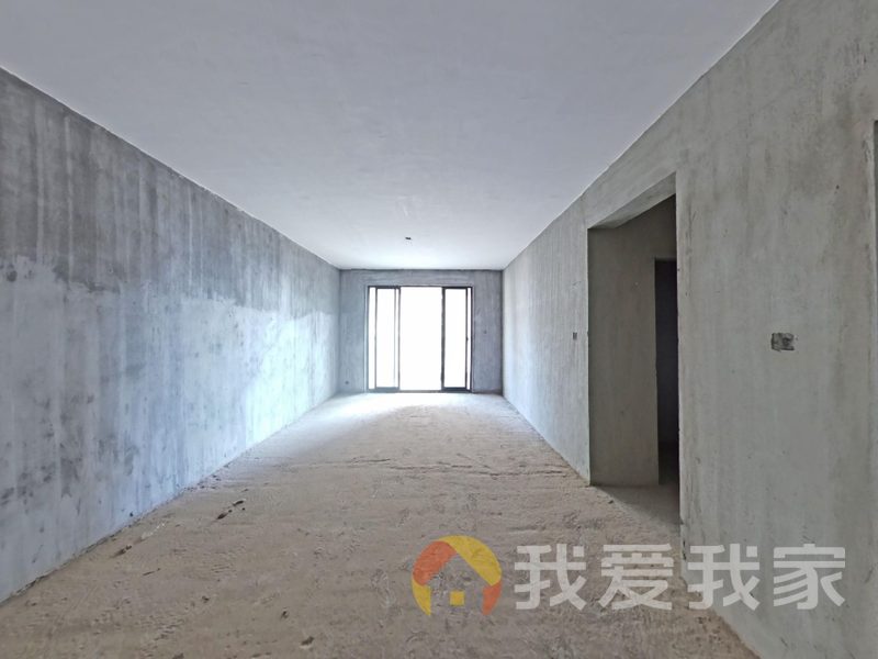 南昌我爱我家新建城B4区 南北通透，采光好 近地铁 中间楼层