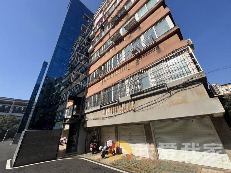 南昌我爱我家三经路 南北通透，采光好 装修好，环镜优美 视野好，诚心出售