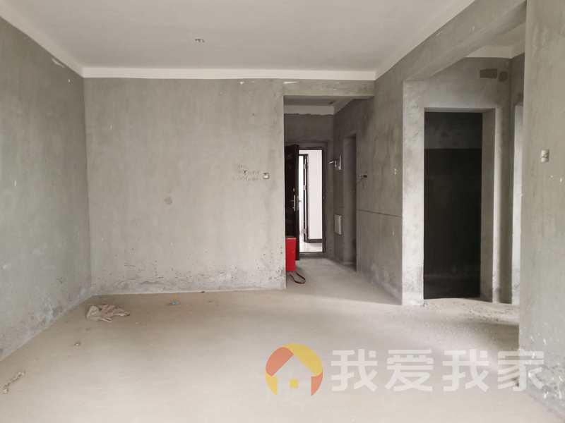 南昌我爱我家西站瑞都 南北通透，采光好 中间楼层