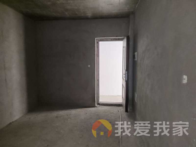 南昌我爱我家解放西路34号机械厂宿舍 视野好，诚心出售