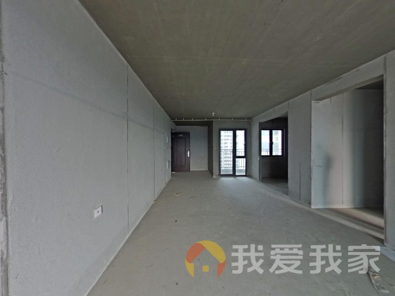 南昌我爱我家新建区 南北通透，采光好 中间楼层