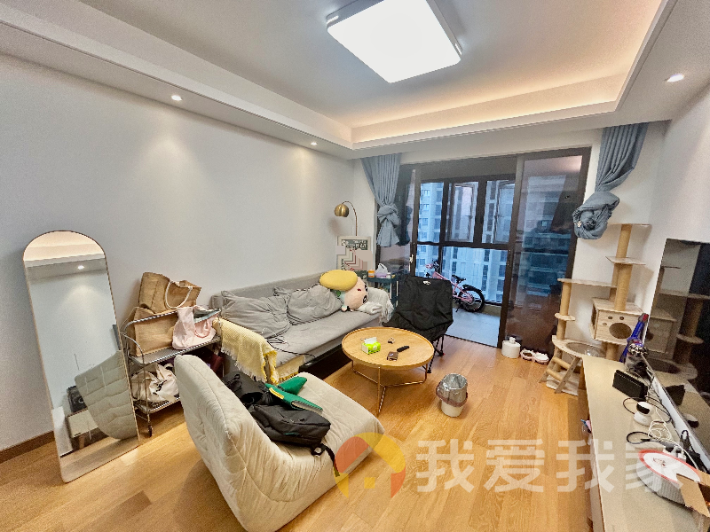 南昌我爱我家新力琥珀园二期 南北通透，采光好 装修好，环镜优美 视野好，诚心出售