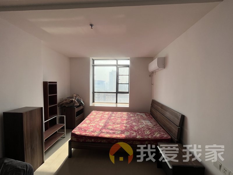 南昌我爱我家嘉德福公寓（胜利名座） 南北通透，采光好 装修好，环镜优美 近地铁 视野好，诚心出售