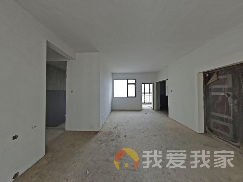 南昌我爱我家锦苑阳光（江西警察学院） 南北通透，采光好 中间楼层