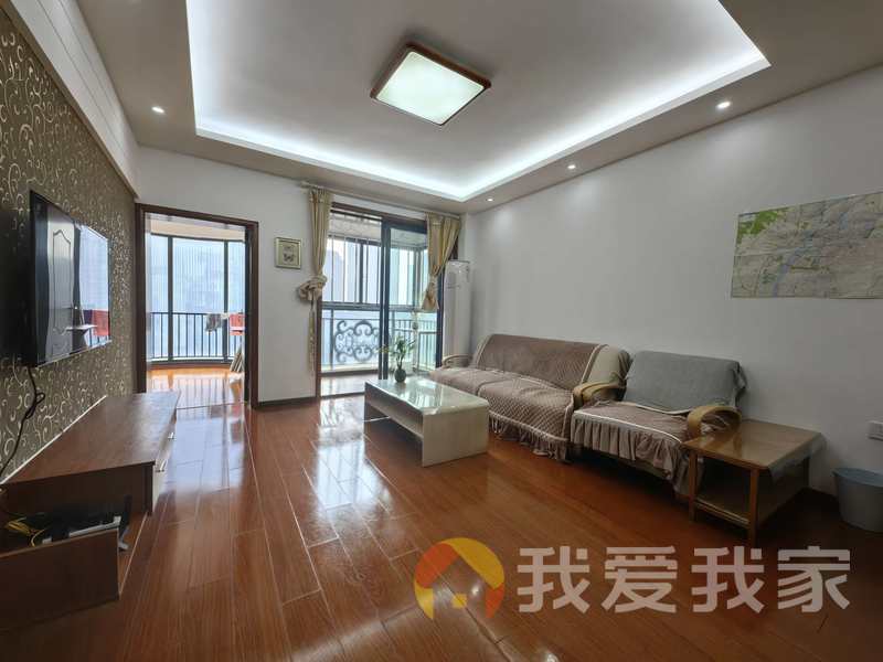 家门口的地铁 南北通风小区位置好  家电家具全带
