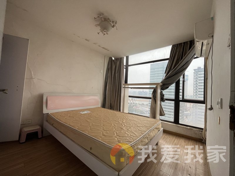 南昌我爱我家嘉德福公寓（胜利名座） 南北通透，采光好 装修好，环镜优美 近地铁 视野好，诚心出售