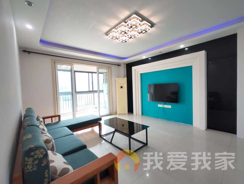 万达星城西区明星苑 南北通透，采光好 装修好，环镜优美 视野好，诚心出售
