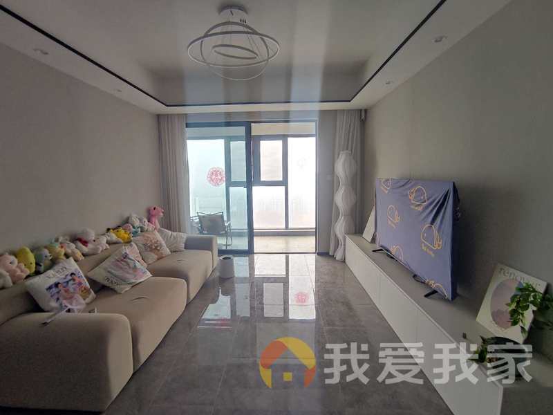 南昌我爱我家户型好，价格低，次新小区！全新的房子