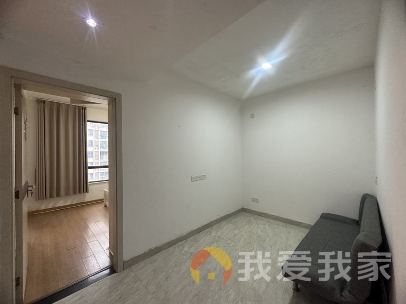 南昌我爱我家星洲国际 装修好，环镜优美 视野好，诚心出售